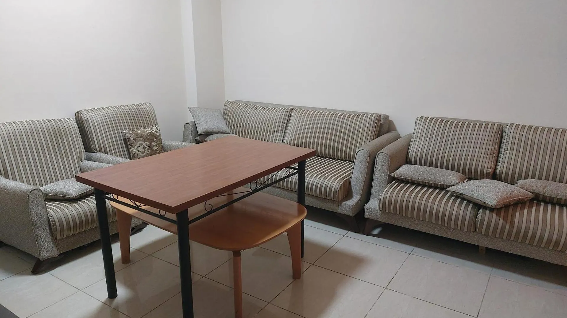 Cozy 2 Bedroom Family Apartment Dubai Sharjah Border By Mauon Com